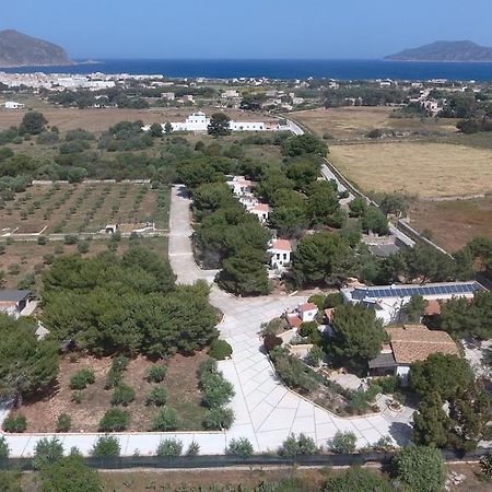 Appartamenti In Villa Senia Favignana Exterior foto